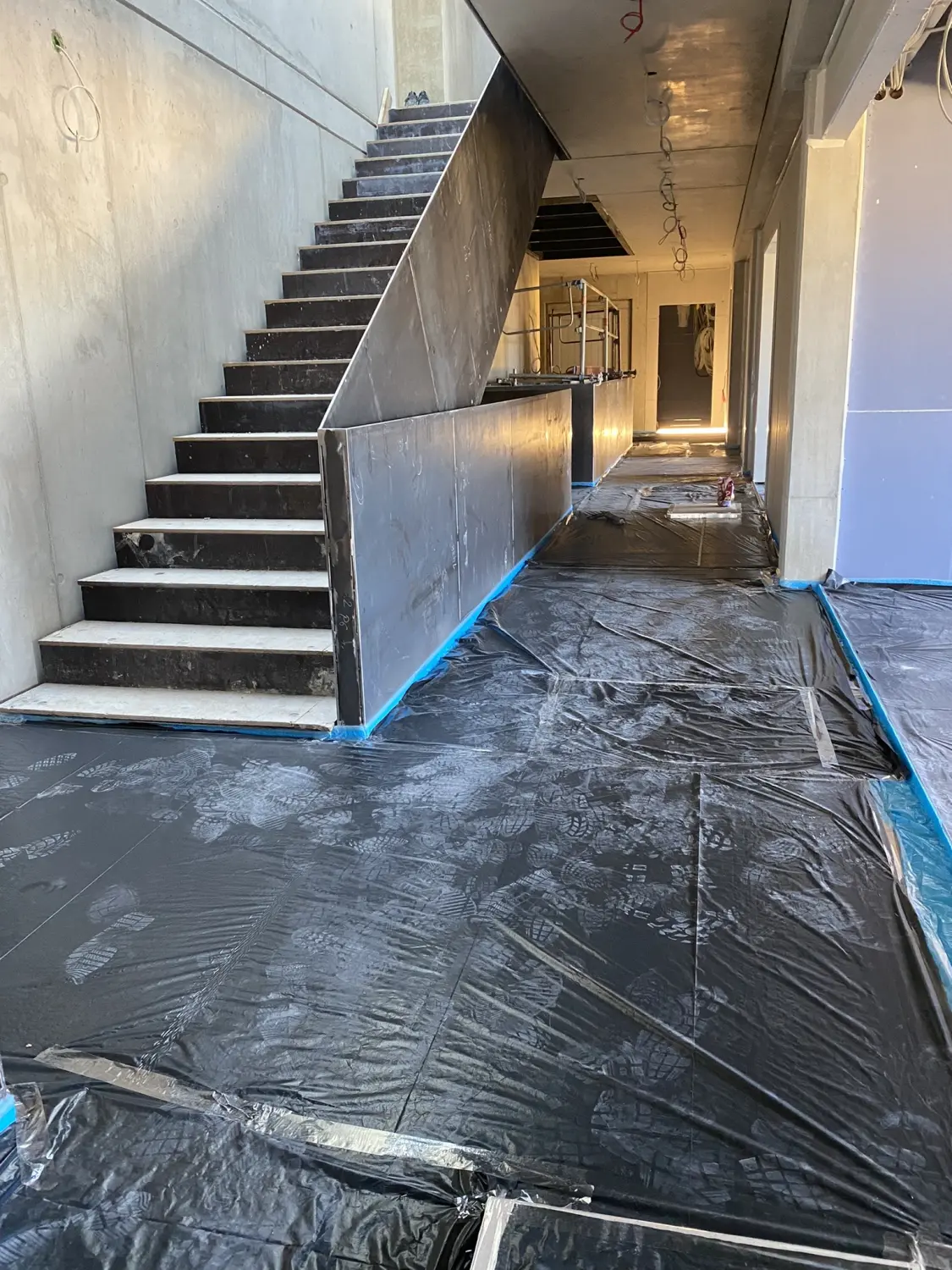Karipov UG, Bauprojekt, Treppe