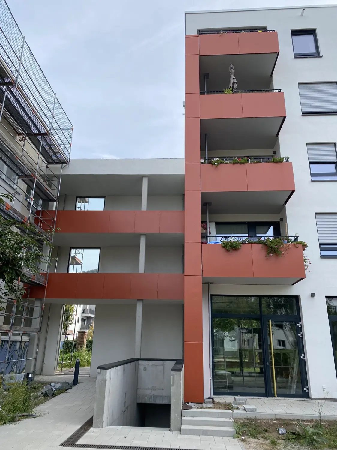Karipov UG, Bauvorhaben, Gebäude